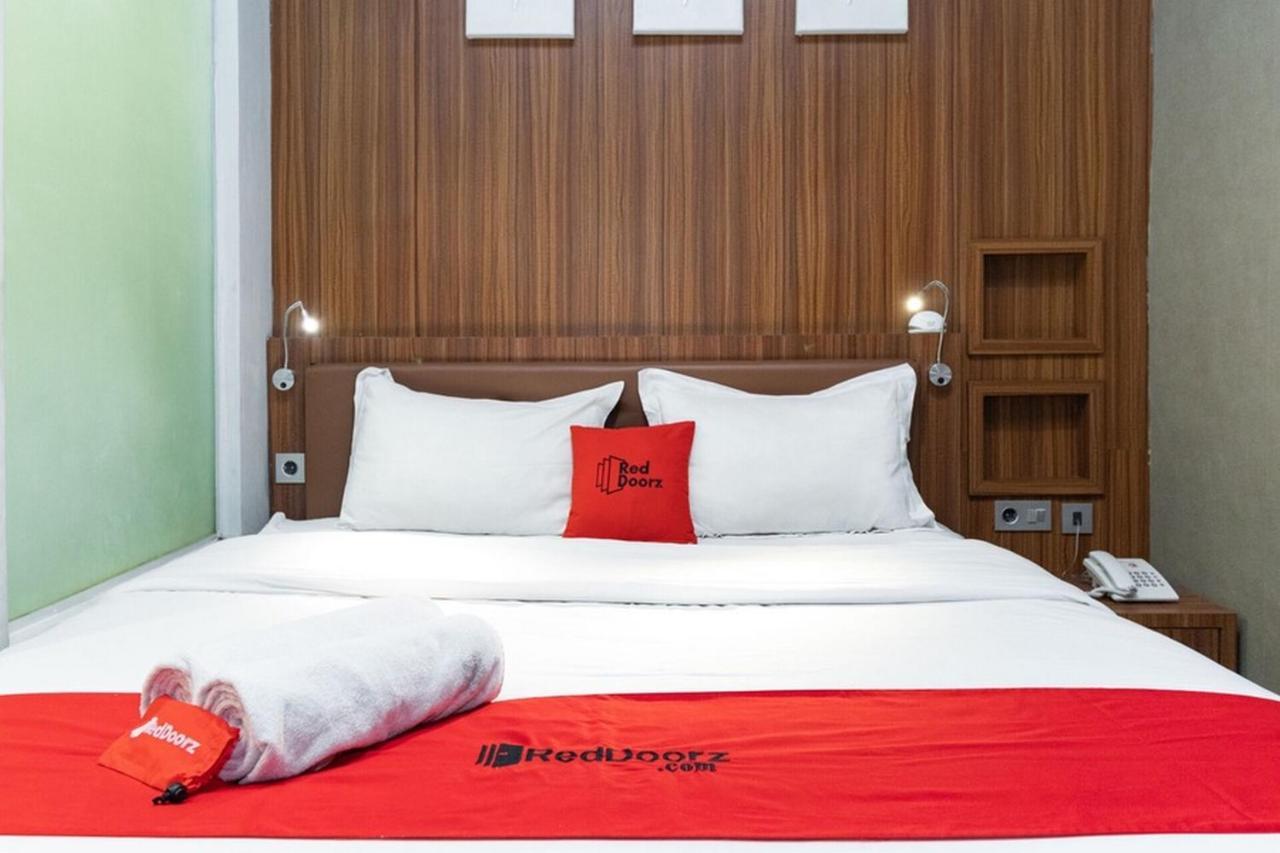 Hotel Reddoorz Premium Near Centre Point Mall Medan Exteriér fotografie