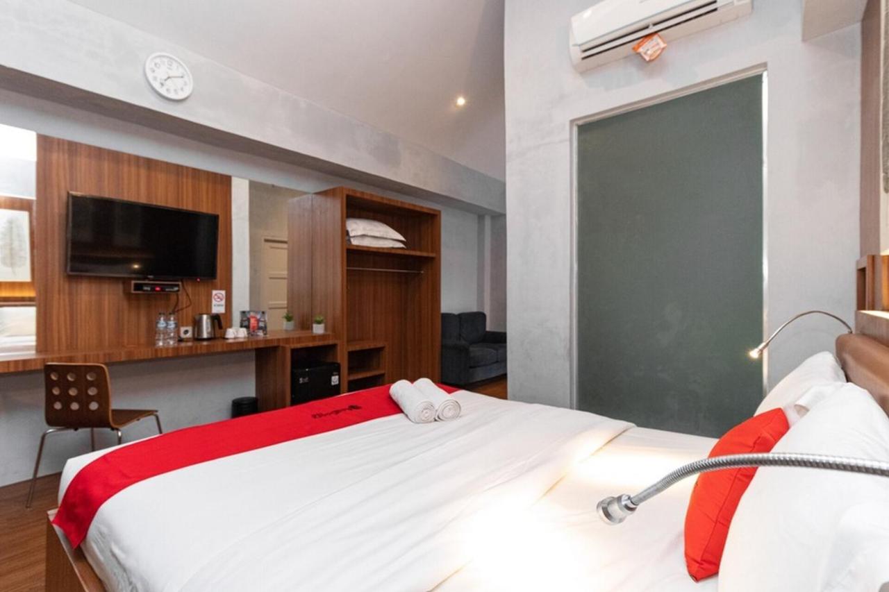 Hotel Reddoorz Premium Near Centre Point Mall Medan Exteriér fotografie