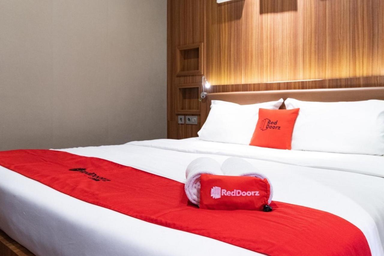 Hotel Reddoorz Premium Near Centre Point Mall Medan Exteriér fotografie