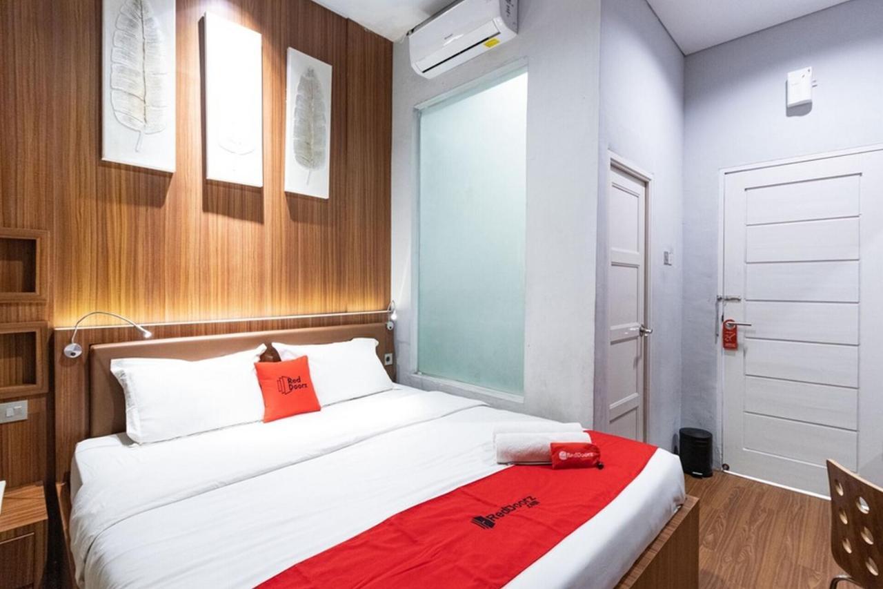 Hotel Reddoorz Premium Near Centre Point Mall Medan Exteriér fotografie